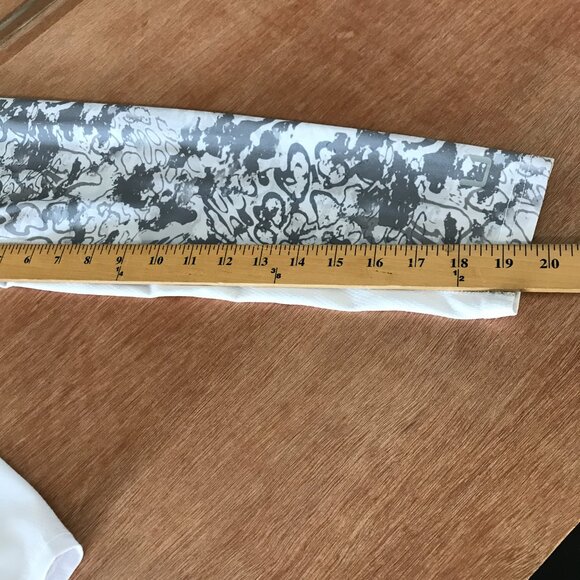 Huk Icon x Tide Change Fishing Shirt Men L Gray Camouflage Long Sleeve Outdoor - Picture 8 of 10